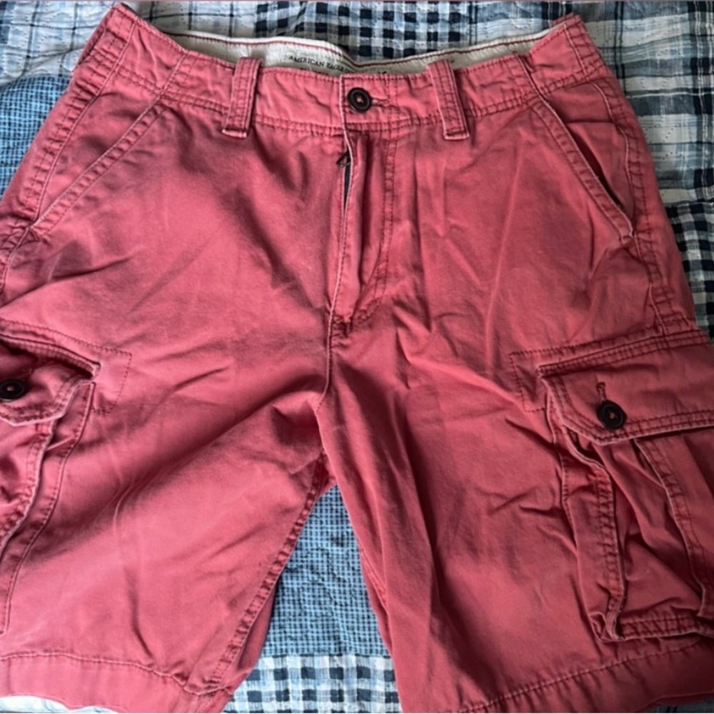American Eagle bundle of 2 Men’s Cargo Shorts Waist 33 Inseam 10 inches